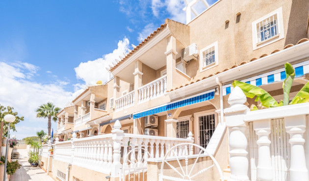 Odsprzedaż - Villa - Orihuela Costa - Los Almendros-la Florida