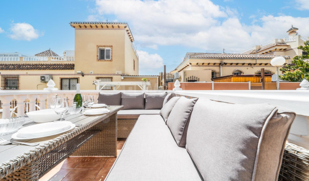 Odsprzedaż - Villa - Orihuela Costa - Los Almendros-la Florida