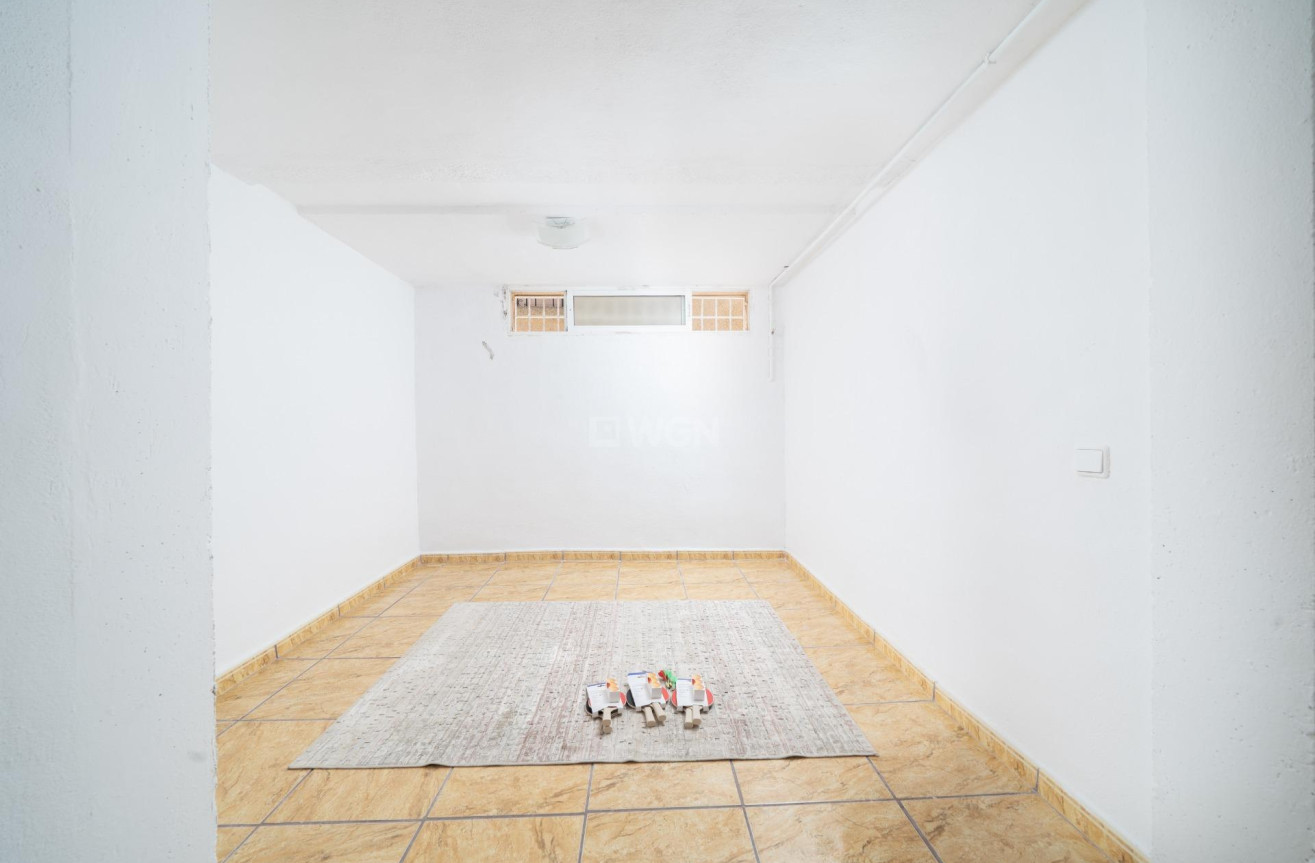 Odsprzedaż - Villa - Orihuela Costa - Los Almendros-la Florida