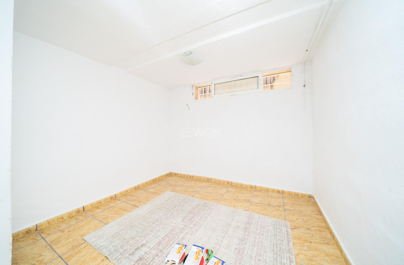 Odsprzedaż - Villa - Orihuela Costa - Los Almendros-la Florida