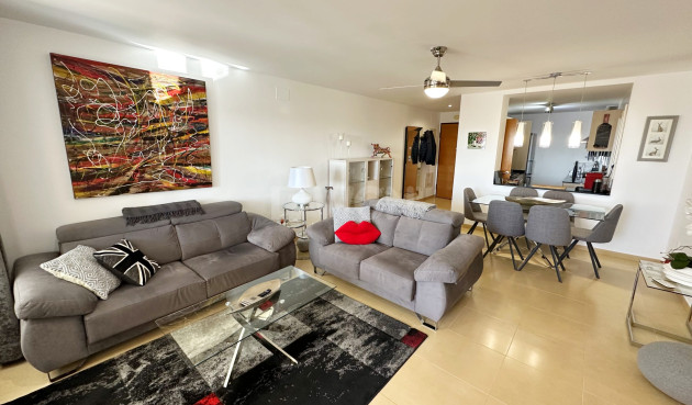 Odsprzedaż - Mieszkanie w bloku - Mar Menor Golf Resort - Inland