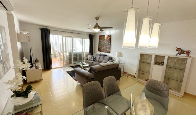 Odsprzedaż - Mieszkanie w bloku - Mar Menor Golf Resort - Inland