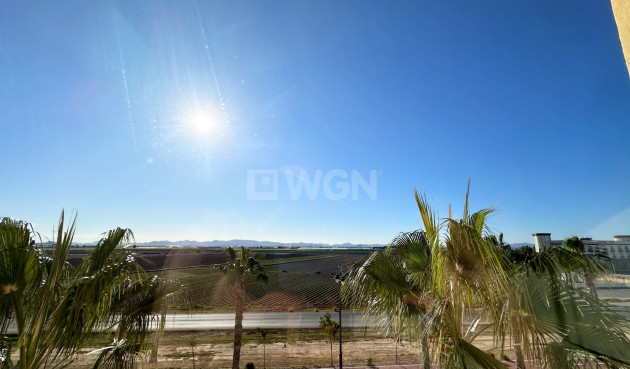 Odsprzedaż - Mieszkanie w bloku - Mar Menor Golf Resort - Inland