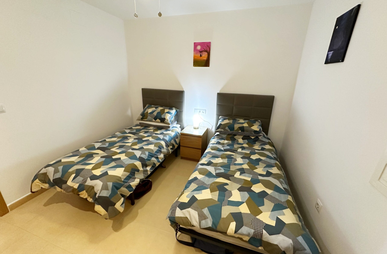 Odsprzedaż - Mieszkanie w bloku - Mar Menor Golf Resort - Inland