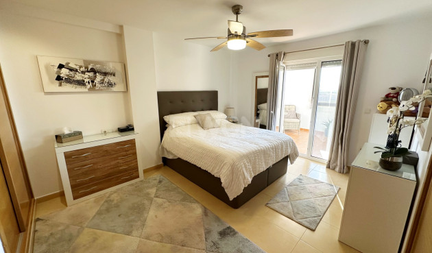 Odsprzedaż - Mieszkanie w bloku - Mar Menor Golf Resort - Inland