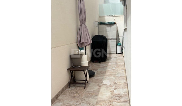 Odsprzedaż - Villa - Orihuela Costa - Villamartín-las Filipinas