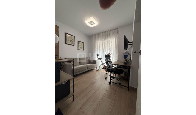 Odsprzedaż - Villa - Orihuela Costa - Villamartín-las Filipinas