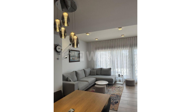 Odsprzedaż - Villa - Orihuela Costa - Villamartín-las Filipinas