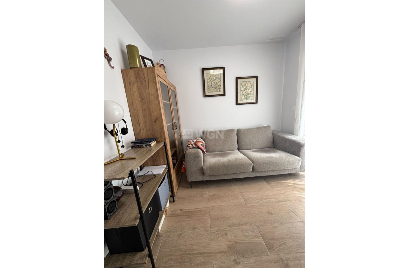 Odsprzedaż - Villa - Orihuela Costa - Villamartín-las Filipinas