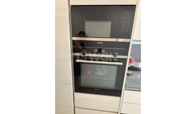 Odsprzedaż - Villa - Orihuela Costa - Villamartín-las Filipinas