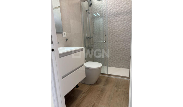 Odsprzedaż - Villa - Orihuela Costa - Villamartín-las Filipinas