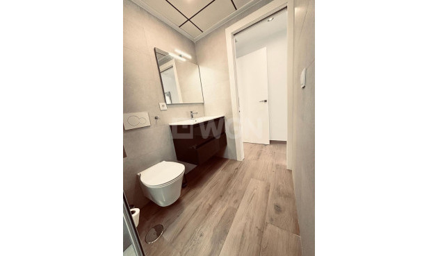 Odsprzedaż - Villa - Orihuela Costa - Villamartín-las Filipinas