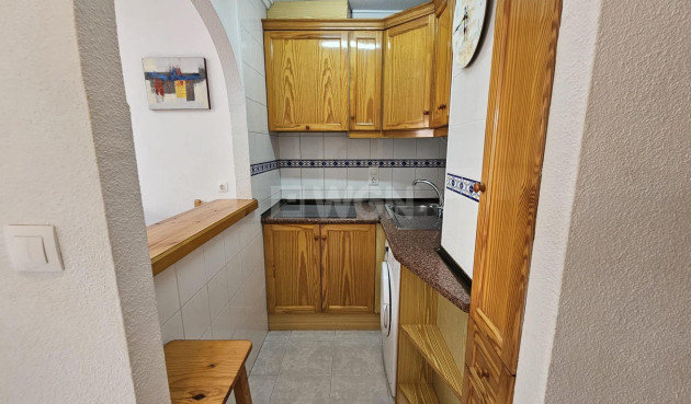 Odsprzedaż - Mieszkanie w bloku - Torrevieja - Acequion