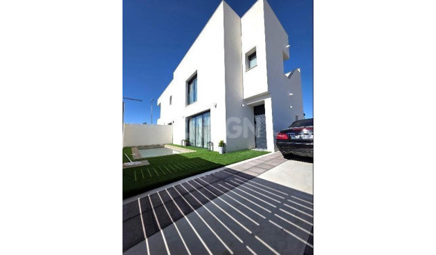 Wiederverkauf - Villa - Benijofar