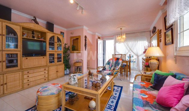 Odsprzedaż - Mieszkanie w bloku - Torrevieja - Cabo Cervera