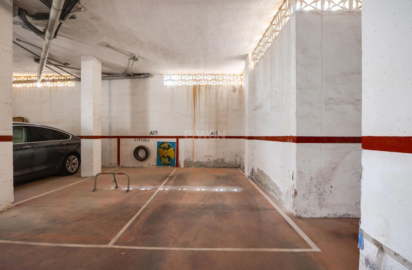 Odsprzedaż - Mieszkanie w bloku - Torrevieja - Cabo Cervera