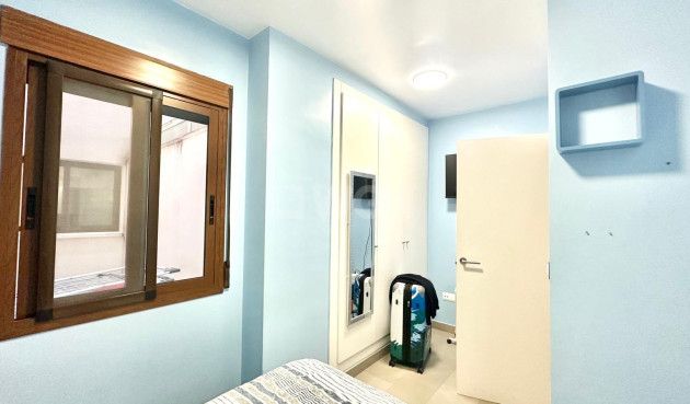 Reventa - Apartamento / piso - Torrevieja