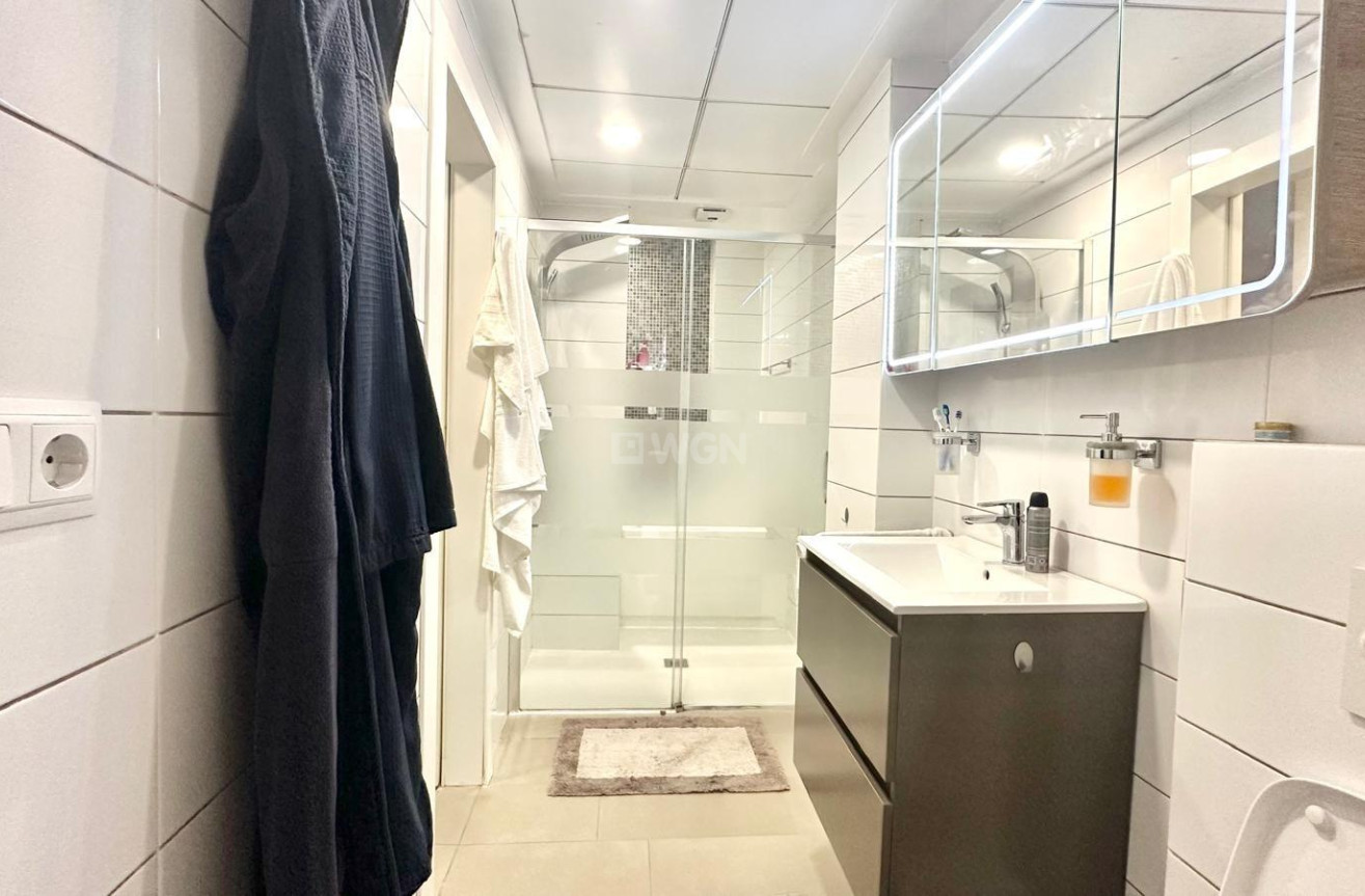 Reventa - Apartamento / piso - Torrevieja