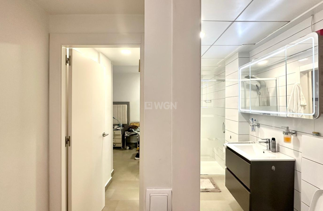 Reventa - Apartamento / piso - Torrevieja