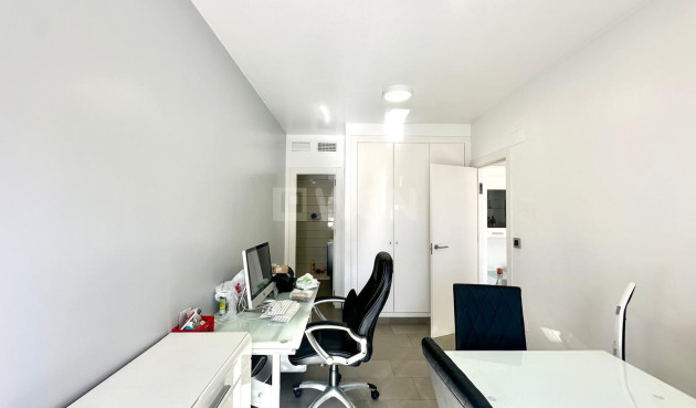 Reventa - Apartamento / piso - Torrevieja