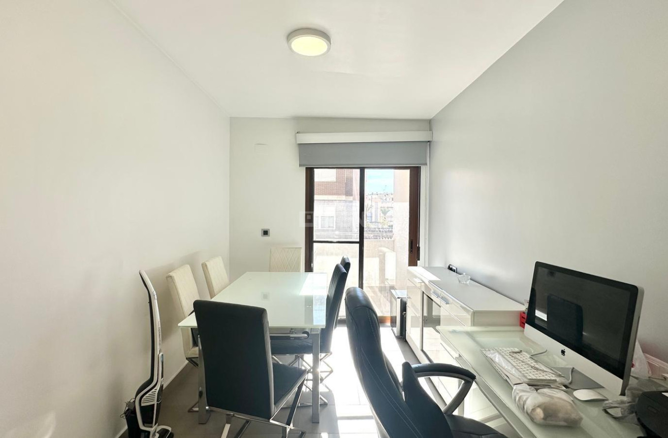 Reventa - Apartamento / piso - Torrevieja