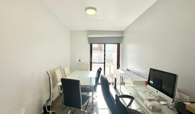 Reventa - Apartamento / piso - Torrevieja