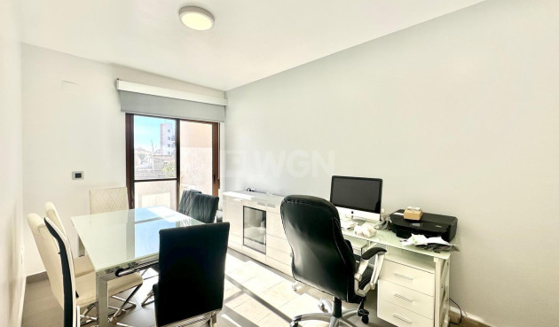 Reventa - Apartamento / piso - Torrevieja