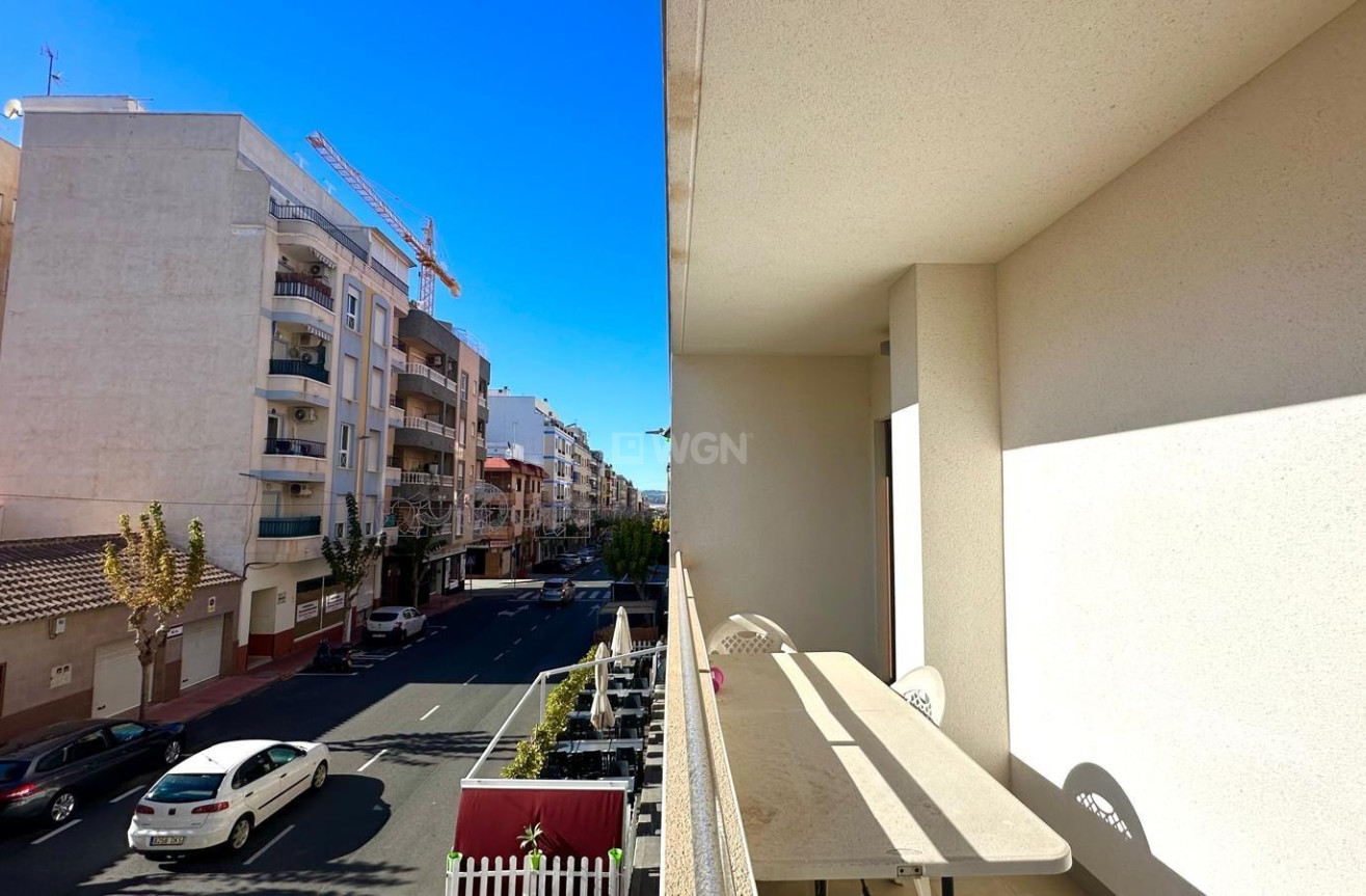 Reventa - Apartamento / piso - Torrevieja