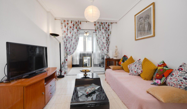 Odsprzedaż - Mieszkanie w bloku - Torrevieja - La Siesta - El Salado - Torreta