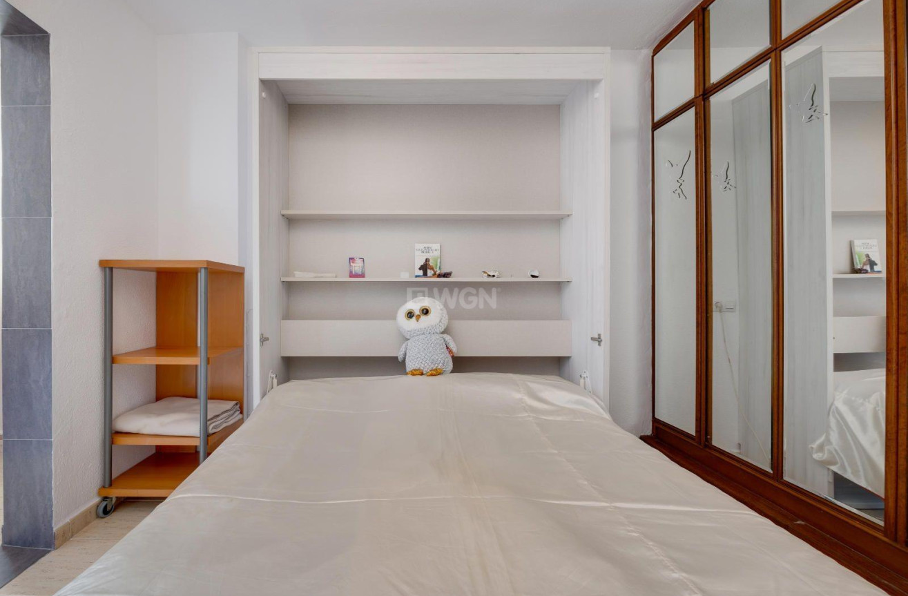 Odsprzedaż - Mieszkanie w bloku - Torrevieja - La Siesta - El Salado - Torreta