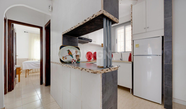 Odsprzedaż - Mieszkanie w bloku - Torrevieja - La Siesta - El Salado - Torreta