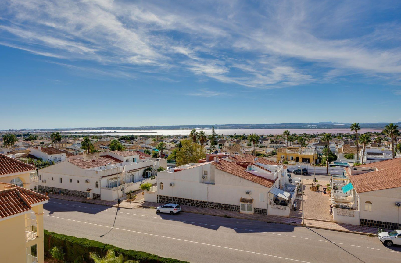 Odsprzedaż - Mieszkanie w bloku - Torrevieja - La Siesta - El Salado - Torreta