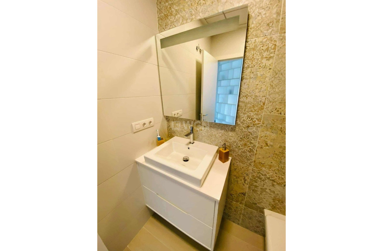 Odsprzedaż - Daszek - Las Colinas Golf - Costa Blanca