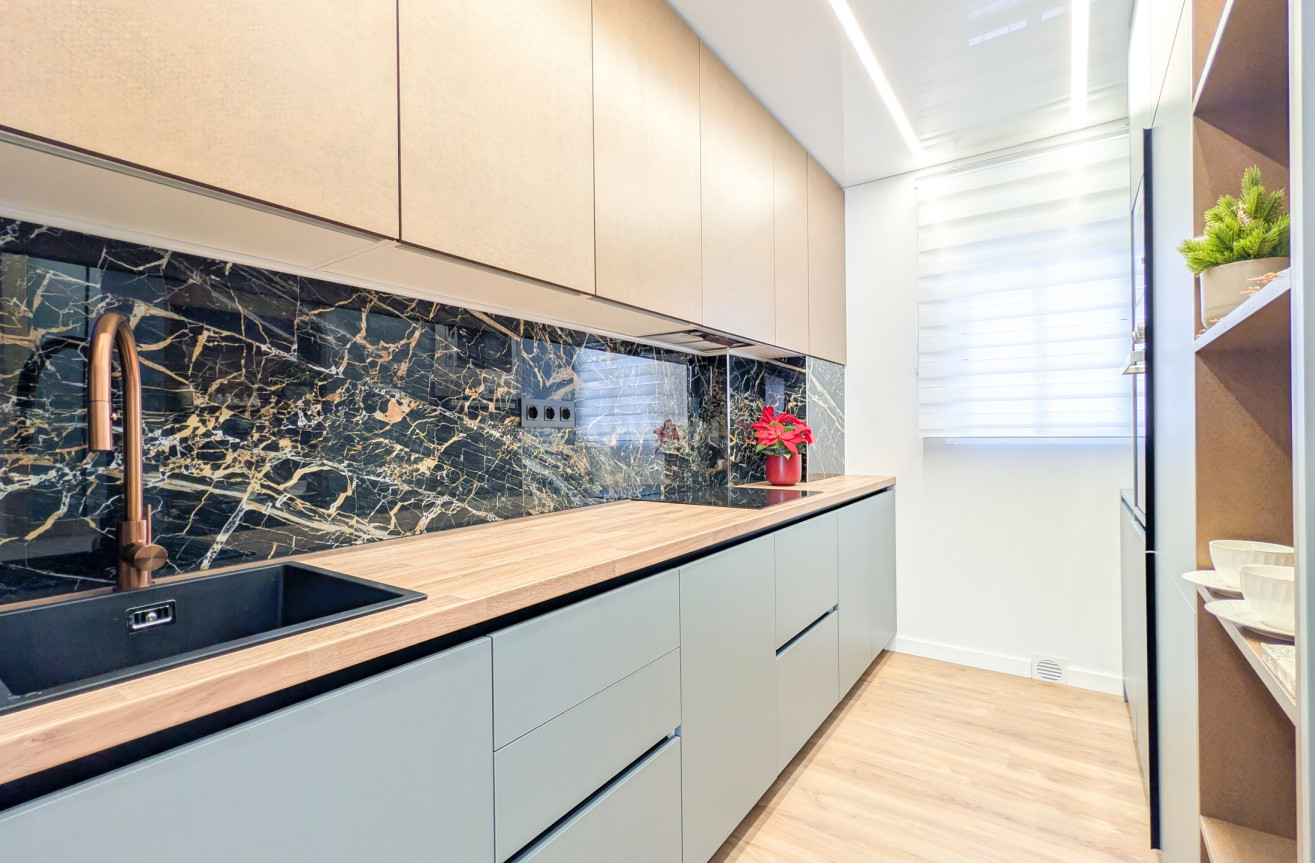 Odsprzedaż - Mieszkanie w bloku - Torrevieja - Costa Blanca