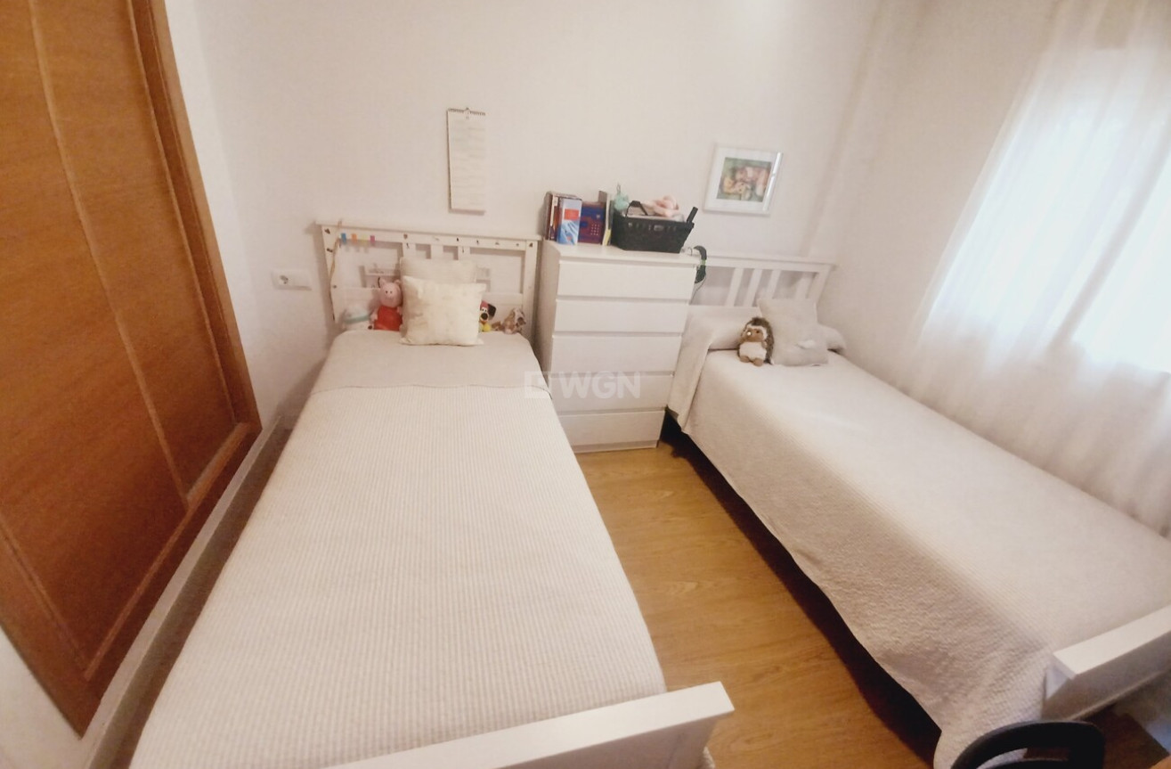 Odsprzedaż - Mieszkanie w bloku - Hacienda Riquelme Golf Resort - Inland