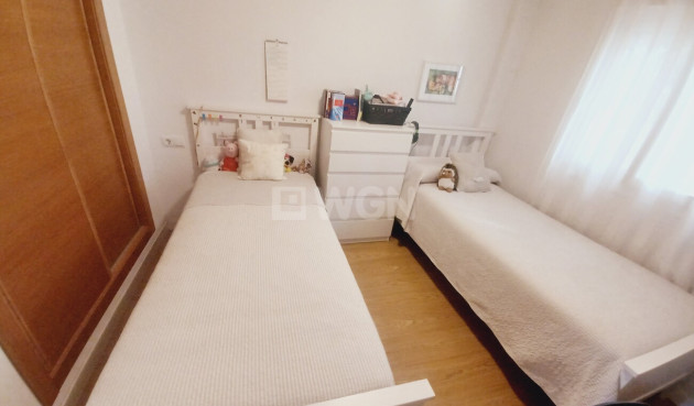 Odsprzedaż - Mieszkanie w bloku - Hacienda Riquelme Golf Resort - Inland