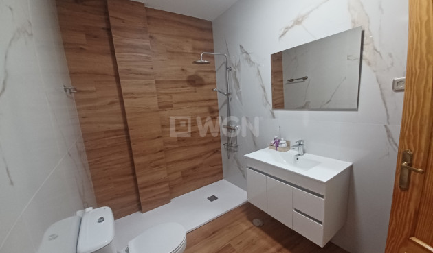 Odsprzedaż - Kamienica - Roldan - Inland