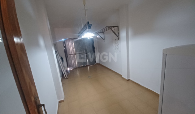 Odsprzedaż - Kamienica - Roldan - Inland