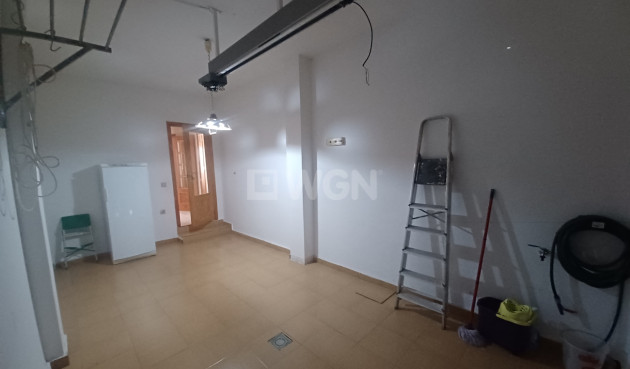 Odsprzedaż - Kamienica - Roldan - Inland