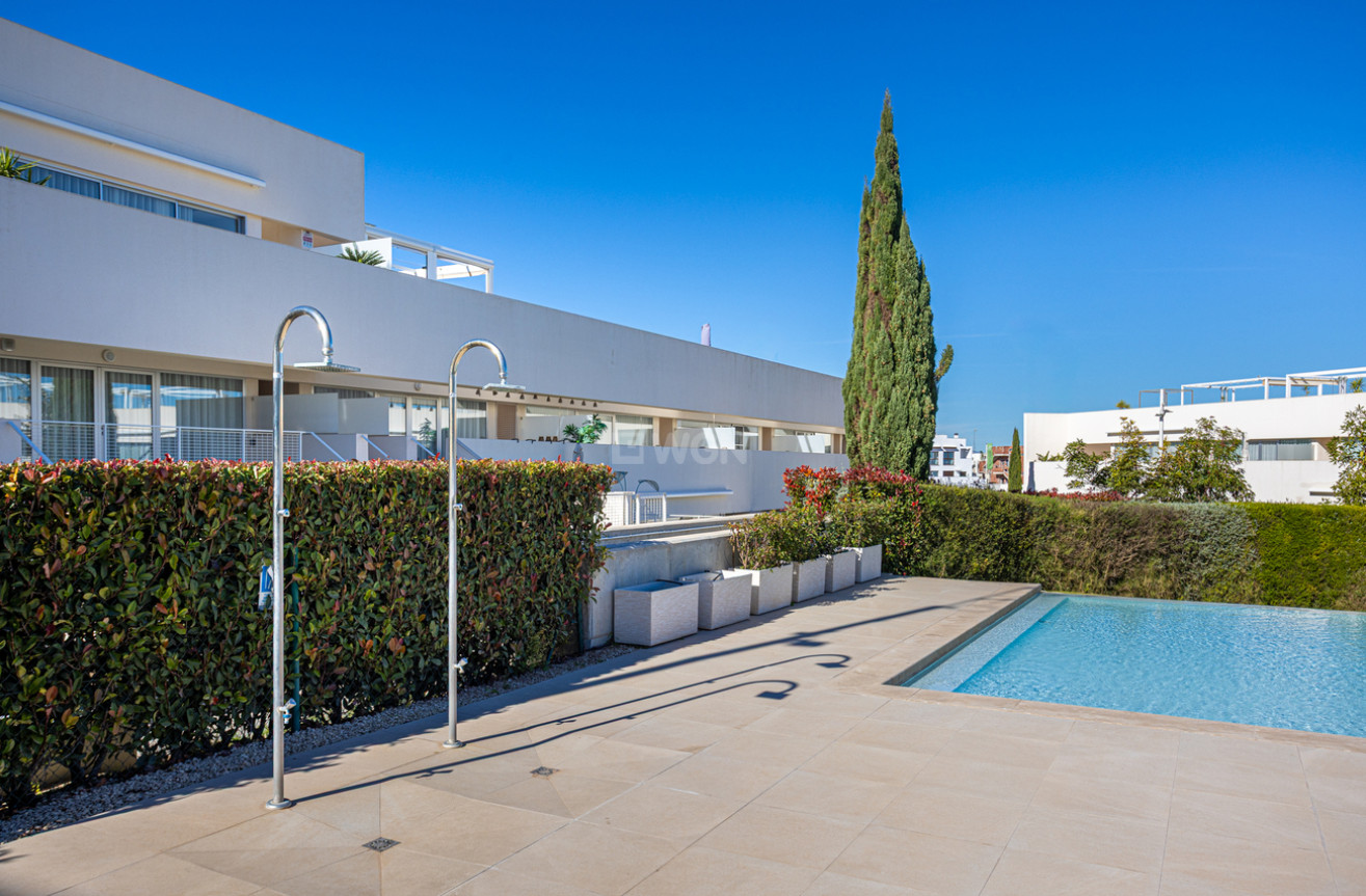 Odsprzedaż - Daszek - Torrevieja - Los Balcones