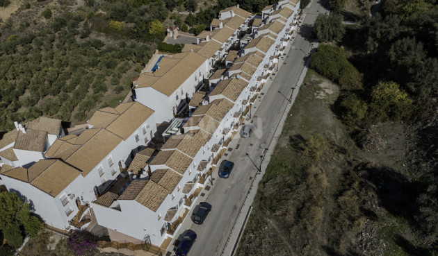 Odsprzedaż - Kamienica - Alcaucín - Inland