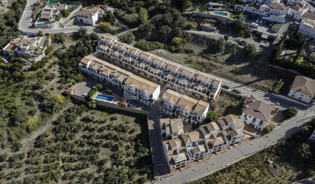 Odsprzedaż - Kamienica - Alcaucín - Inland