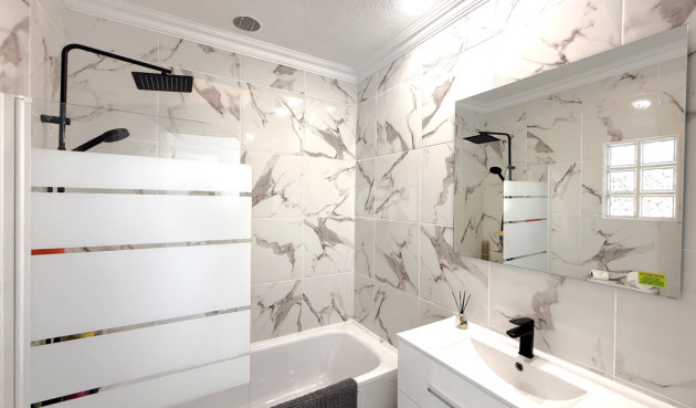 Odsprzedaż - Villa - Orihuela - Inland