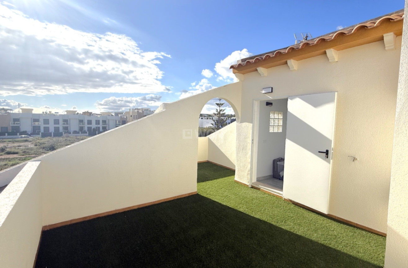 Odsprzedaż - Villa - Orihuela - Inland