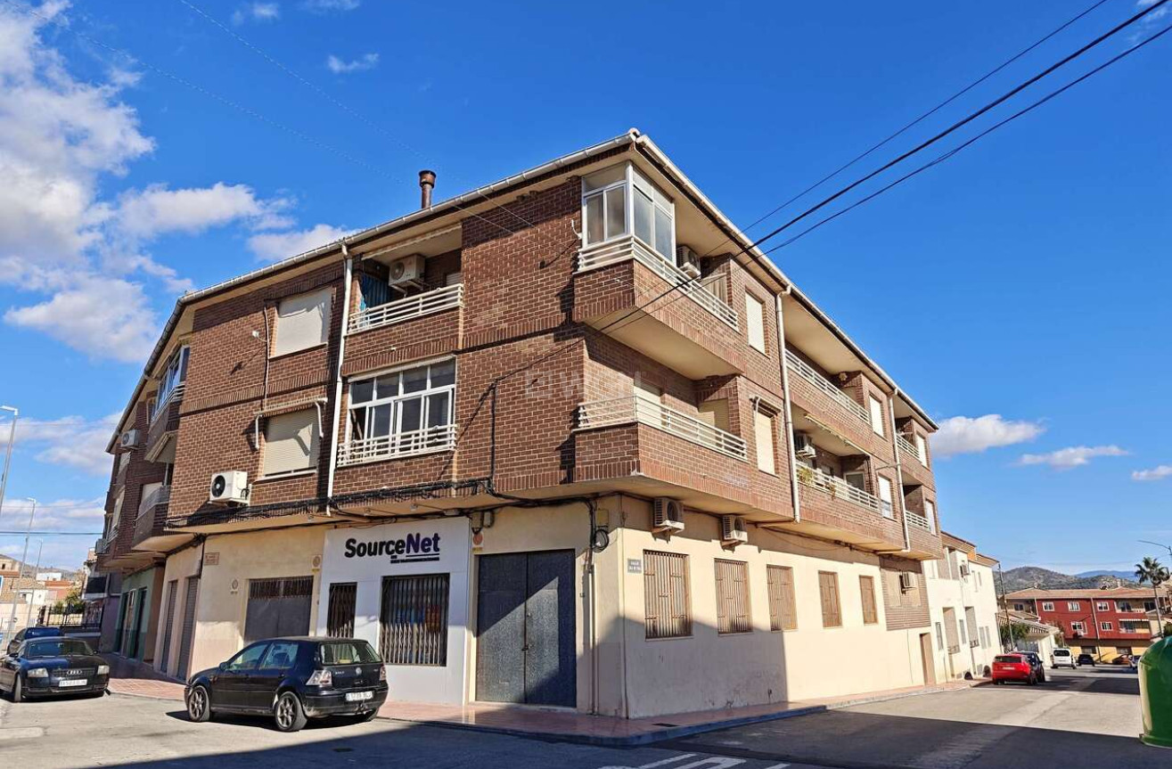 Odsprzedaż - Mieszkanie w bloku - Salinas - Inland