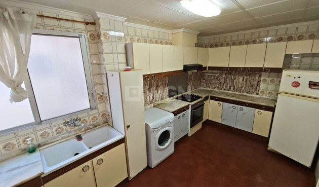 Odsprzedaż - Mieszkanie w bloku - Salinas - Inland