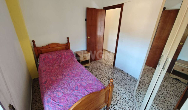 Odsprzedaż - Mieszkanie w bloku - Salinas - Inland