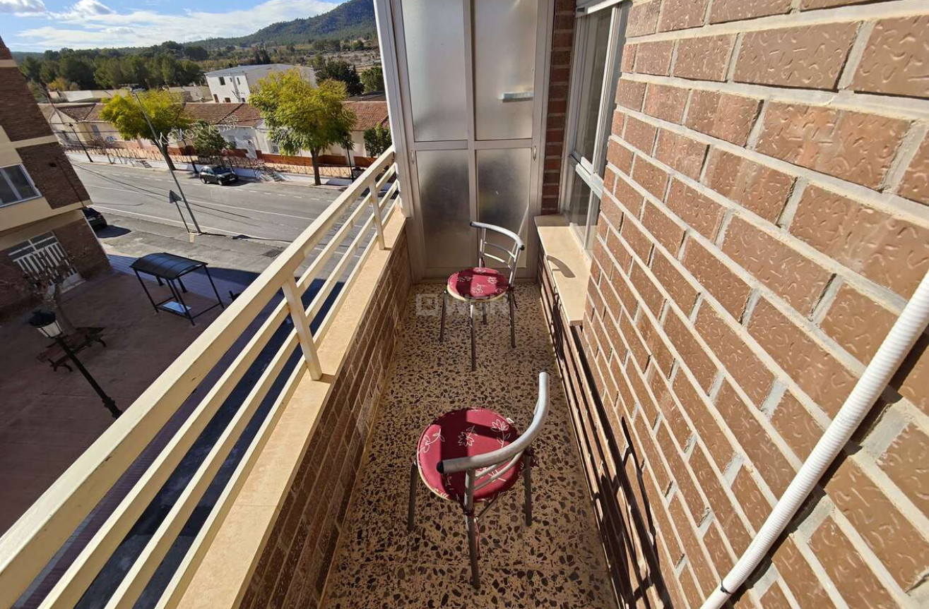 Odsprzedaż - Mieszkanie w bloku - Salinas - Inland