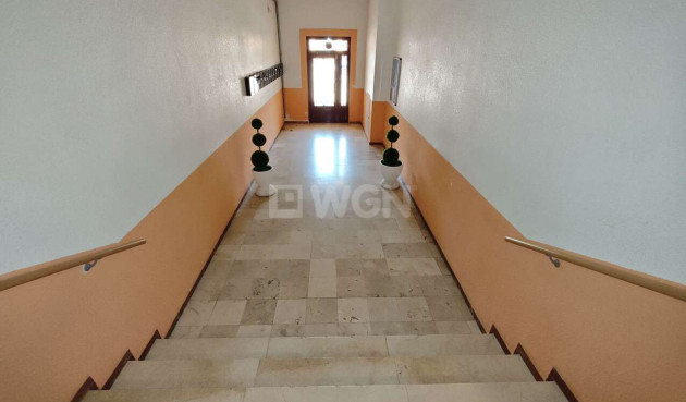 Odsprzedaż - Mieszkanie w bloku - Salinas - Inland