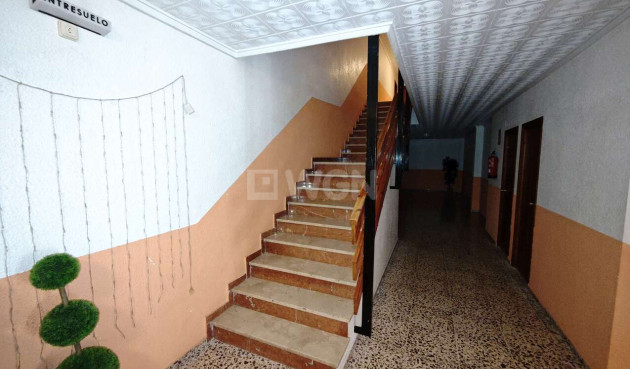 Odsprzedaż - Mieszkanie w bloku - Salinas - Inland